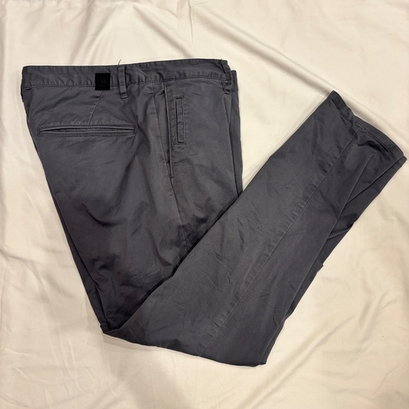 Vuori Men’s Slim Fit Chino Pants Gray Size 36 Style V433 - Picture 11 of 12